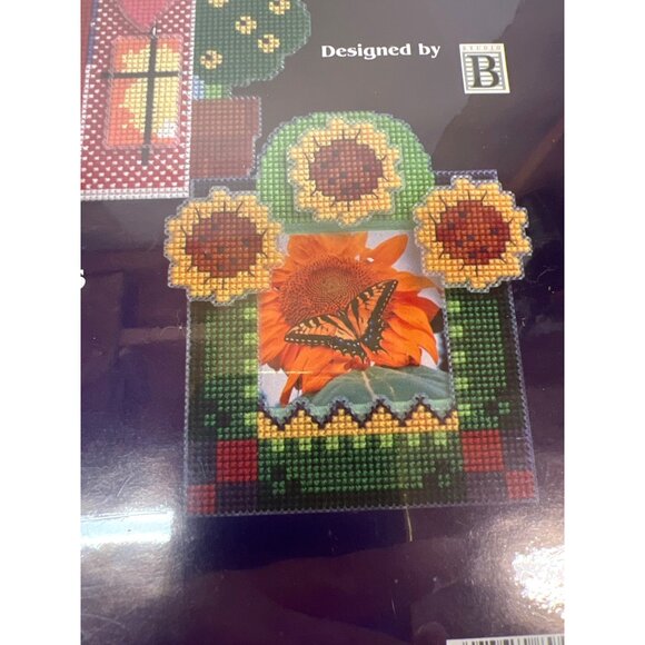 J&P Coats Plastic Canvas Frames 28103 Count Your Blessings Frame Kit - Picture 3 of 6